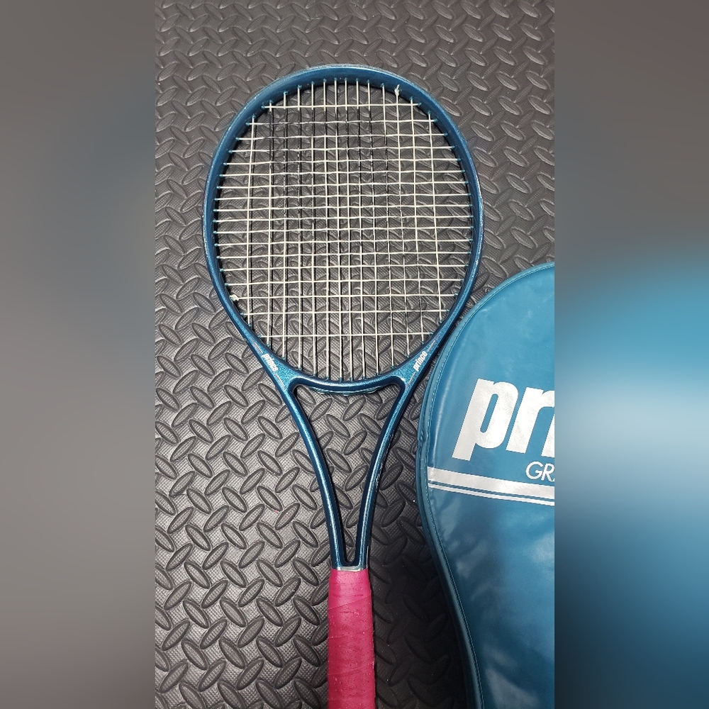 Prince Graphite Comp 90 Tennis Racket with Case - Picture 3 of 4